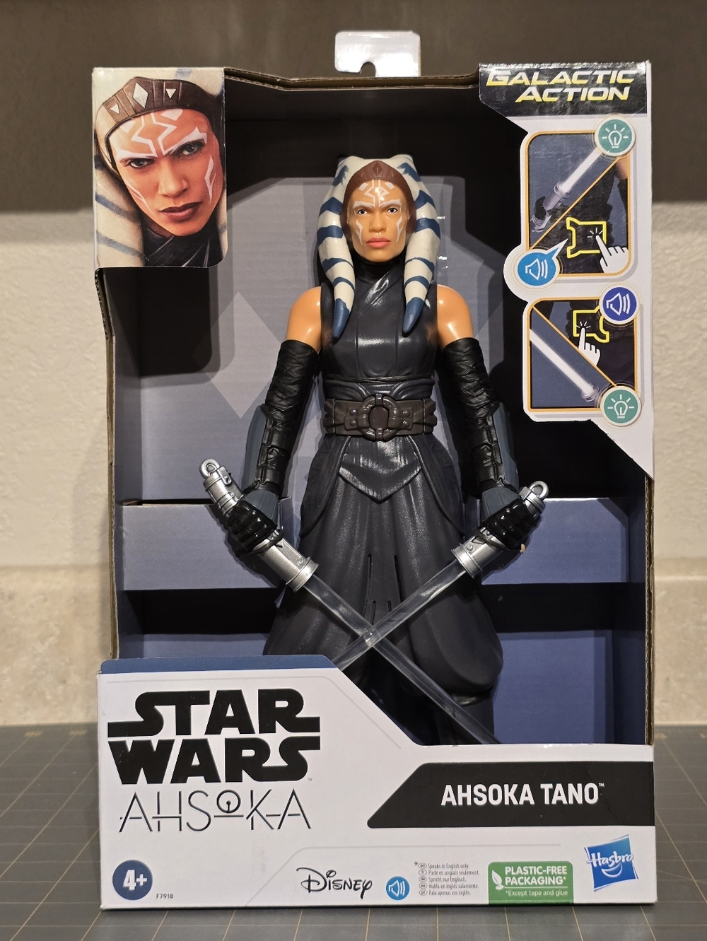 Hasbro Star Wars Ahsoka Tano Figure (Electronic/Talking)